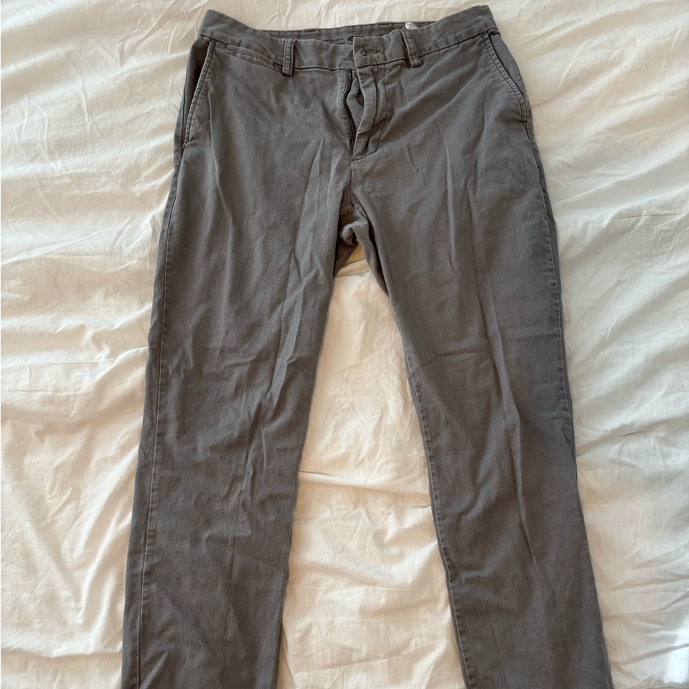 Old Navy Men's Charcoal Chinos